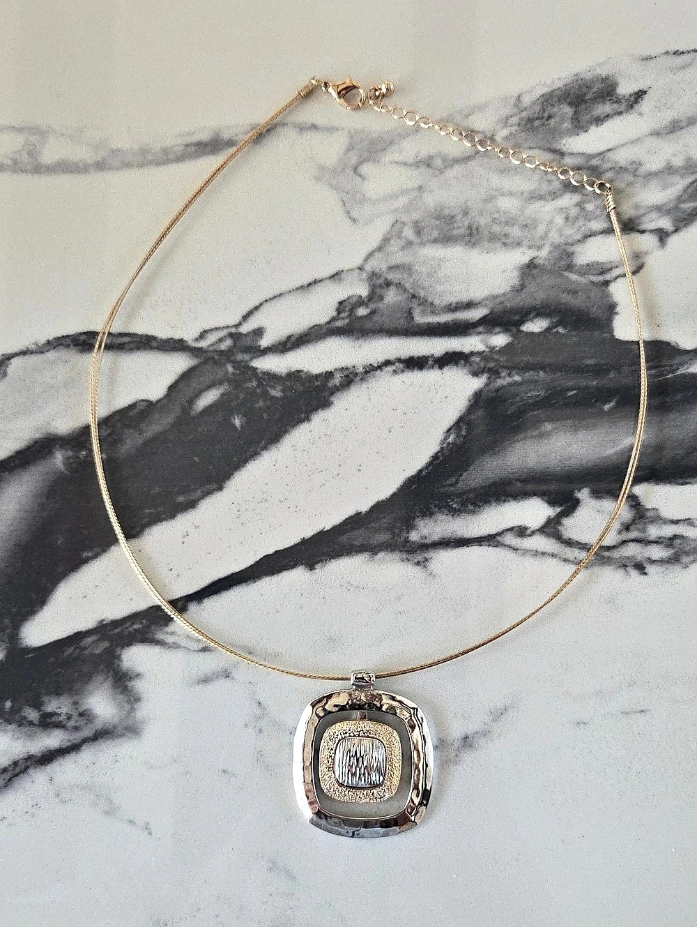 Geometric Pendant Necklace in Gold & Silver Like New